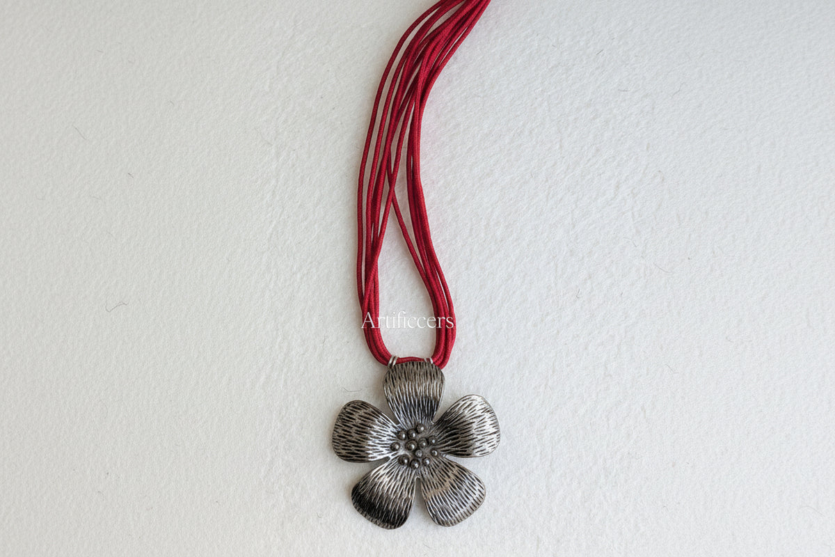 Kamala - 925 Silver Statement Flower Statement Pendant Necklace with Red Dori