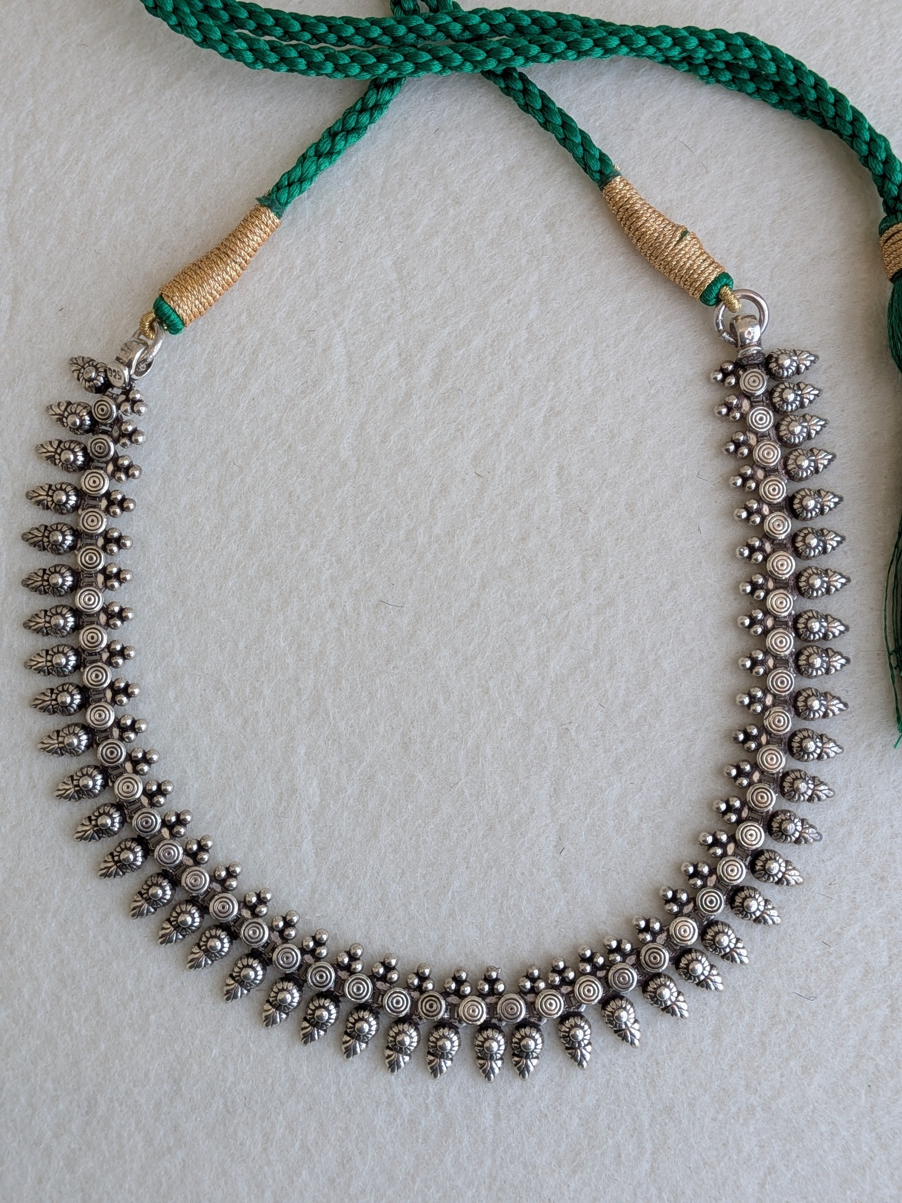Cheryll - Intricate 925 Silver choker necklace with peacock green Dori